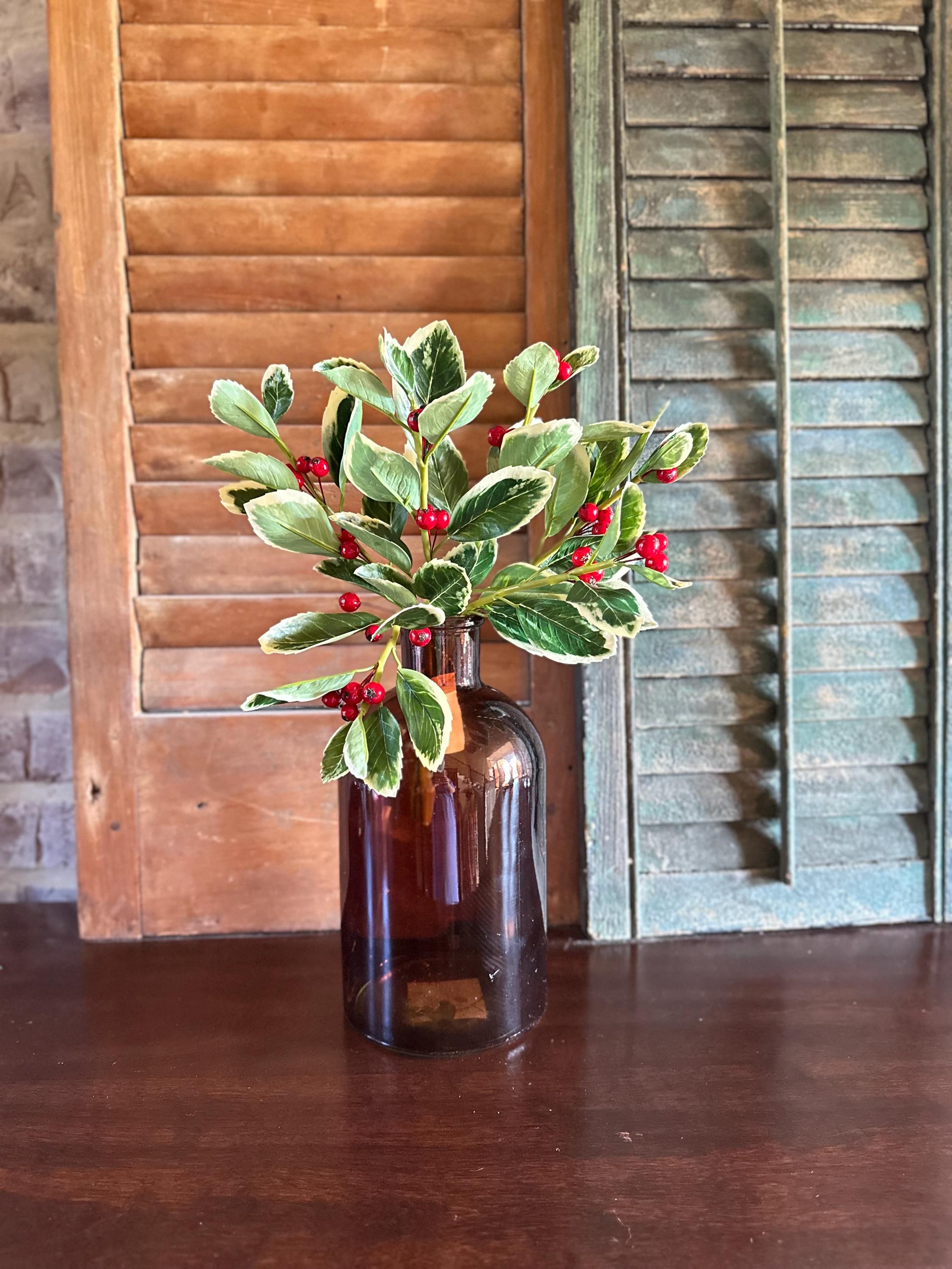 Holly Berry Bundle Realistic Holiday Greenery Christmas Bush Artificial Variegated holly Red Berry Stems for Wreaths Supplies Holiday Decor
