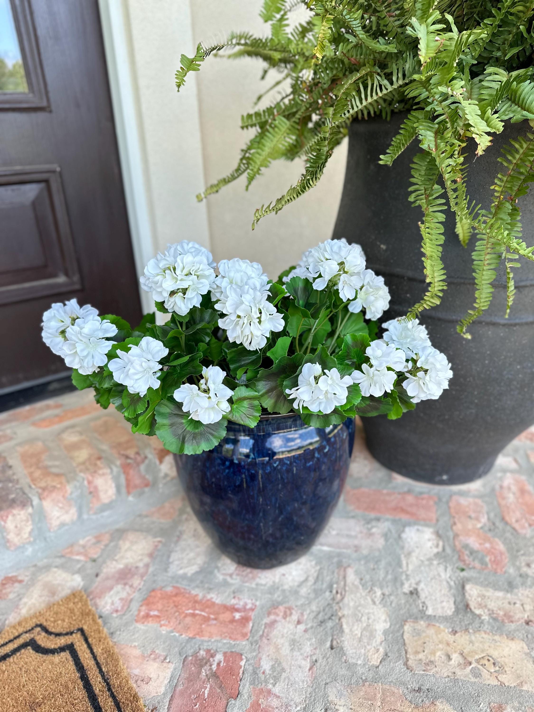 UV Faux Geranium Bush & Stem | Outdoor Artificial Geranium Flowers for Planters, Front Porch Pots & Outdoor Decor
