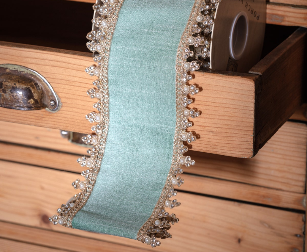 Cameo Celadon Pearl Wired Ribbon