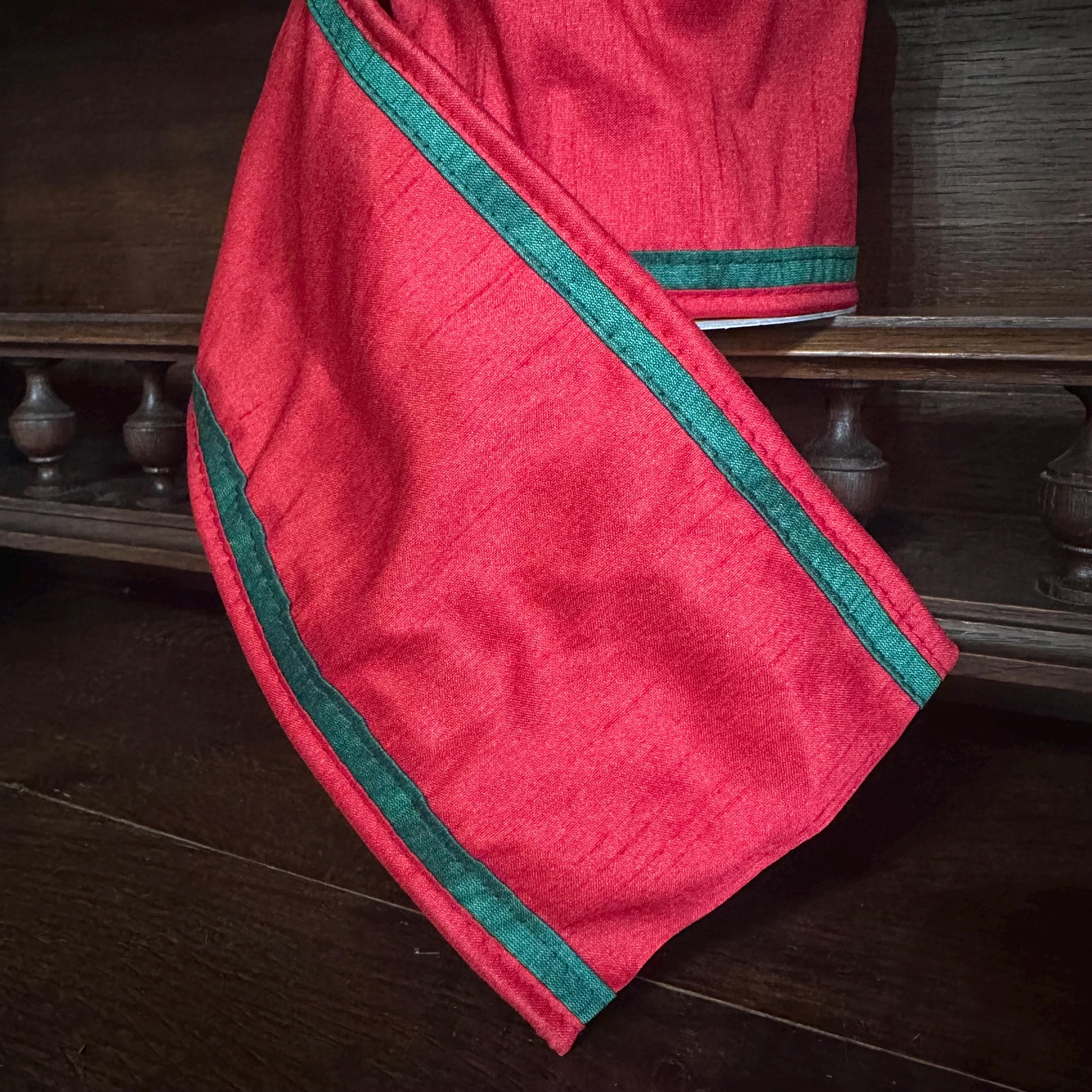 Red Christmas Ribbon, Double Sided Wired Ribbon with Green Edge, Holiday Ribbon for Wreaths, Bows & Gift Wrapping