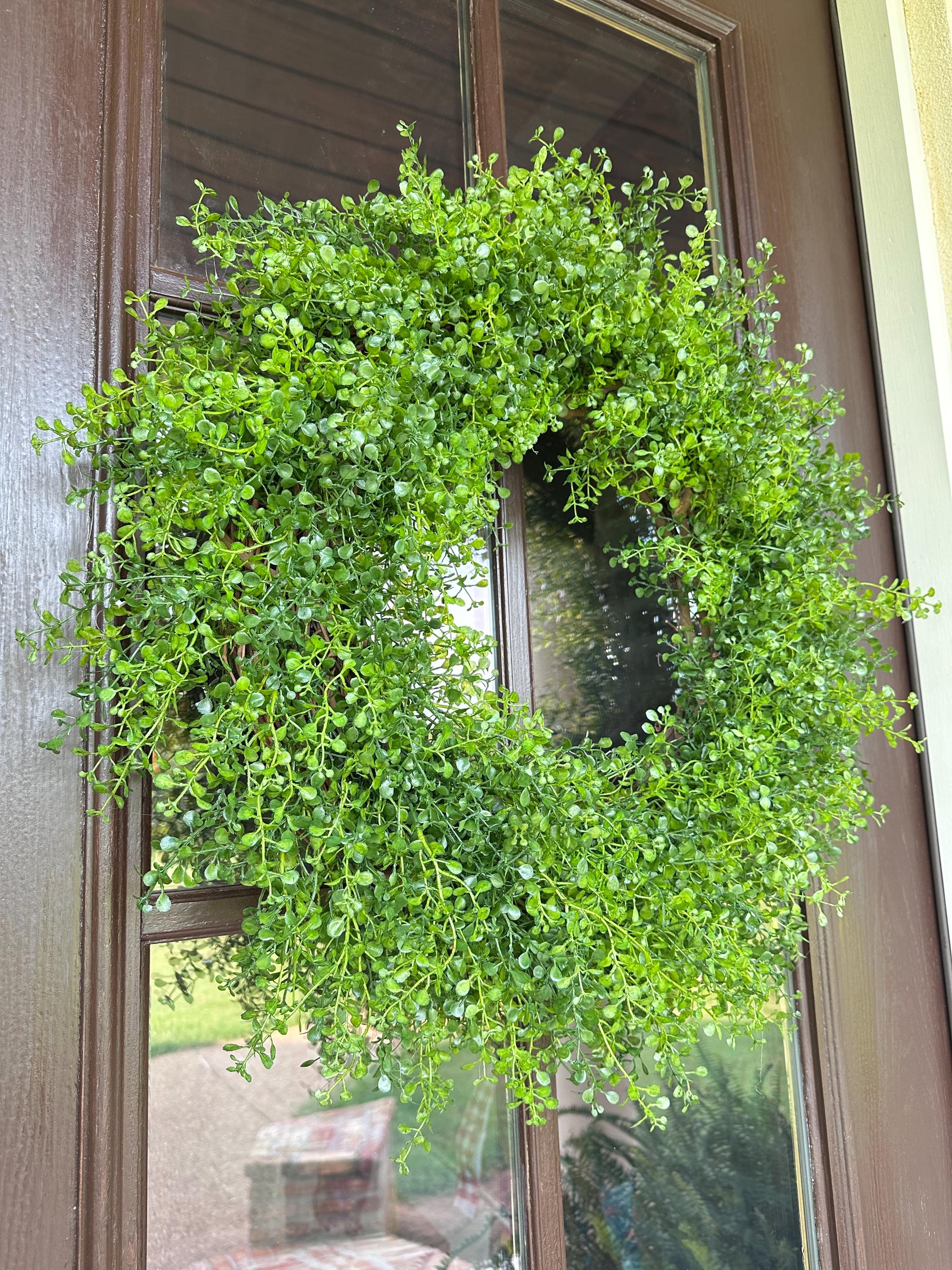 Artificial Boxwood Wreath Front Door Hanging Decor Wall Accent Greenery Circle Entrance Display Indoor Outdoor Botanical Arrangement Classic