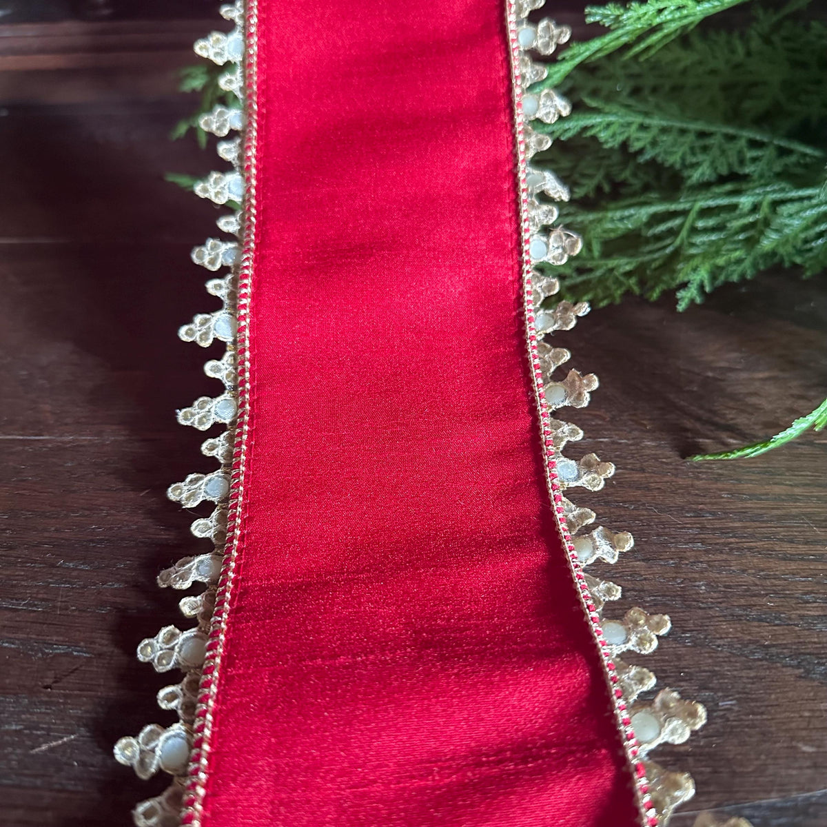 Luxury Beaded Trim Edge Detail Craft Material For Wedding Decor Accent Ribbon Style Dupioni With Jeweled Edge Ribbon Design Gift Wrap Ribbon