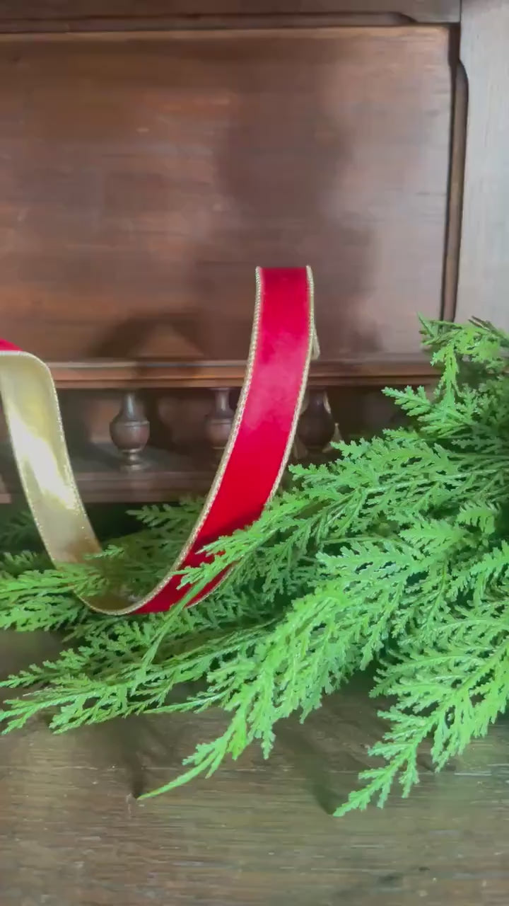 Velvet Ribbon for Christmas Tree Decoration Trim Elegant Gift Wrap Ribbon Wire Edge Ribbon Bow Making Holiday Wreath Design Green
