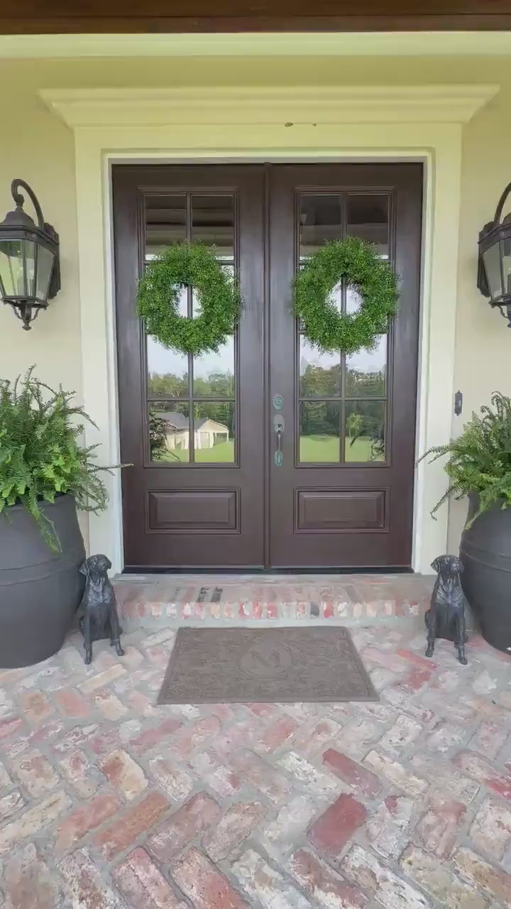 Artificial Boxwood Wreath Front Door Hanging Decor Wall Accent Greenery Circle Entrance Display Indoor Outdoor Botanical Arrangement Classic